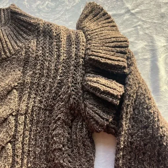 Cliche Chunky Knit Brown Sweater with Ruffle Sleeves woman’s size small - Picture 2 of 7